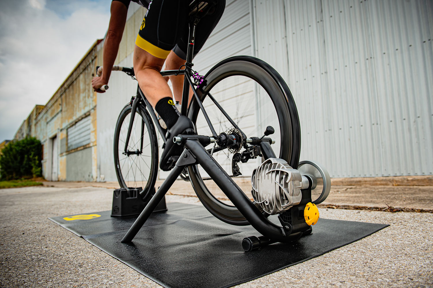 indoor fluid trainer